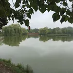 Milán